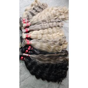 Cheveux gris indiens bruts non traités avec brillance naturelle et alignement complet des cuticules pour un look authentique et des extensions de cheveux durables - Product Image 3