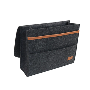 Cestino portaoggetti in feltro ecologico da comodino con finiture in pelle PU, organizer da letto in feltro per riviste - Product Image 2