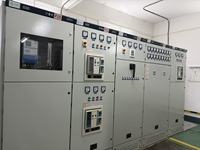 Caja de Distribución Interior Enclausurada de Acero Inoxidable GGD Tipo Fijo de Baja Tensión 400V IP42 con Corriente Nominal de 1600A para