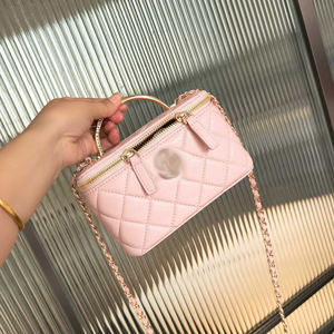 <span class=keywords><strong>Ch</strong></span> Love Designer Bolsos de hombro para mujer Marcas famosas Edredón Caja cuadrada con cadena dorada Bolsos y monederos - Product Image 5