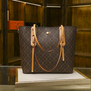 <span class=keywords><strong>Bolso</strong></span> de Hombro Tipo Tote de PVC Elegante y Moderno para Mujer, Tamaño <span class=keywords><strong>Mediano</strong></span>, con Cierre de Cremallera, para Uso Diario - Product Image 2