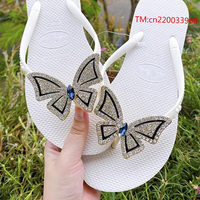 Nouveauté 2024 : Breloques de chaussures en forme de double cygne rose, ornées de cristaux et de diamants, pour sandales, boucles de chaussures et sabots