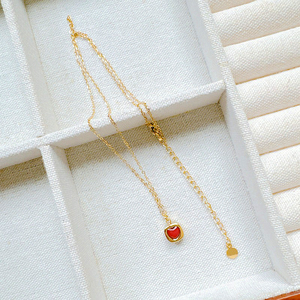 Collier en acier inoxydable style minimaliste polyvalent en trois dimensions nacre blanche 3d coeur en agate rouge pour femmes bijoux - Product Image 5