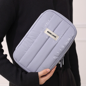 Organizador de Cables Multifuncional de Tela con Acabado Brillante, Tipo Piso, de Tres Capas, Portátil, Moderno y Premium, Bolsas para Almacenamiento y Gestión de Cables - Product Image 6