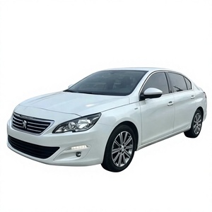 Vente en gros – <span class=keywords><strong>Voiture</strong></span> d'occasion de style français <span class=keywords><strong>Peugeot</strong></span> 408 Édition Deluxe Modèle 2015 1.8L <span class=keywords><strong>Automatique</strong></span> Version Luxe - Product Image 1