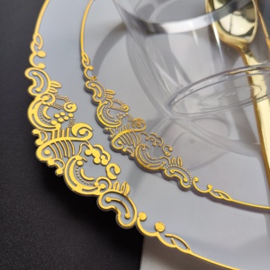 Assiettes de fête en plastique blanc pour 25 invités, motif floral, avec bord doré, vaisselle jetable élégante et de qualité supérieure - Product Image 5
