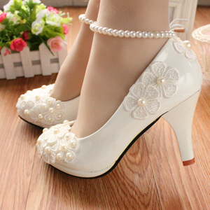 {Star Cat} scarpe da sposa con cavigliera bianca e perla grandi dimensioni piatte con varie altezze del tacco disponibili per le donne - Product Image 3