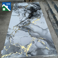 Styles populaires 4x8 ft 3 mm bricolage feuille de marbre UV auto-adhésive effet 5D panneaux muraux en PVC brillant étanche à l'humidité