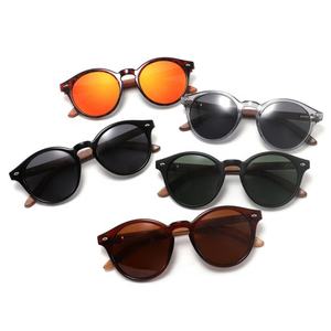 <span class=keywords><strong>Gafas</strong></span> <span class=keywords><strong>de</strong></span> sol polarizadas UV400 para ciclismo <span class=keywords><strong>baratas</strong></span> a la moda, <span class=keywords><strong>gafas</strong></span> Retro personalizadas, patillas <span class=keywords><strong>de</strong></span> madera, varios colores, azul, blanco, rojo, amarillo, PC Tac - Product Image 2
