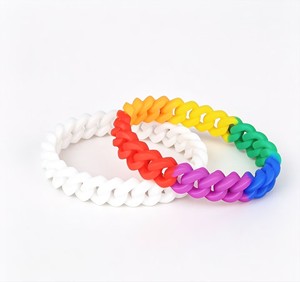Braccialetto in Silicone Intrecciato Arcobaleno con Catena a Maglie Ritorte Cava per <span class=keywords><strong>Donna</strong></span> Uomo Unisex, <span class=keywords><strong>Regalo</strong></span> alla Moda per Feste, Vendita all'Ingrosso - Product Image 6