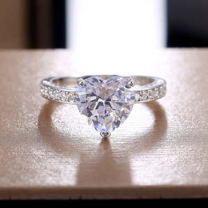 Anelli CAOSHI per Anniversario di Matrimonio, Gioielli Trendy Classici in Argento con Zirconi per Donna, Anelli a Cuore Eleganti e alla Moda - Product Image 2