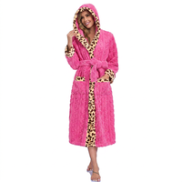 Robe de chambre longue d'hiver de luxe respirante en polaire corail brodée pour femme avec cordon de serrage imprimé léopard