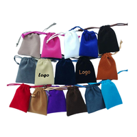 Sac cadeau à cordon en velours doux Offre Spéciale pour les fêtes de cartes de sport Tarot Oracle bijoux montres stockage de colliers de voyage