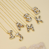 Collar con Colgante de Letra Inicial de Zirconia con Diseño de Leopardo, Unisex, para Hombre y Mujer, en Cobre Chapado en Oro de 18K, con Cadena de Eslabones y 26 Letras