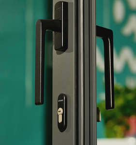 Porte-fenêtre <span class=keywords><strong>coulissante</strong></span> double vitrage robuste et économe en énergie, design moderne et personnalisé Porte-patio personnalisée à panneaux multiples - Product Image 4