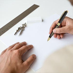 Bolígrafo Giratorio de Metal de Lujo para Regalo Empresarial, Bolígrafo de Oficina para Firmas con Logotipo Personalizable, Entrega Rápida - Product Image 5