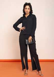 Conjunto de Dos Piezas para Mujer con Camisa Detallada con Pedrería y Pantalones, Atuendo Elegante con Adornos Brillantes, Estilo Moderno - Product Image 5