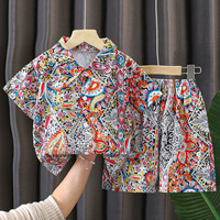 Vêtements pour enfants, ensemble de plage d'été en polyester à manches courtes pour enfants, avec short et chemise, motif de dessin animé
