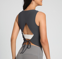 Vente en gros Débardeur de sport sans manches pour le yoga, haut court pour la course à pied pour femmes, gilet ajusté, hauts de gymnastique pour le yoga pour femmes