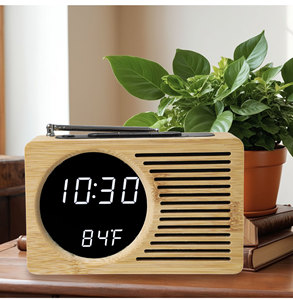 Radio Reloj Despertador Digital Retro de Bambú con Pantalla LED de Temperatura y Radio FM para Mesa de Noche - Product Image 6