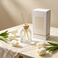 Diffuseur d'arômes carré en verre de 100 ml avec logo personnalisé pour la décoration de la maison
