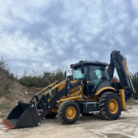 4WD-Radlader mit hydraulischer Vorderradantrieb für kleine landwirtschaftliche Betriebe und Obstplantagen, abschleppbarer Baggerlader mit Kabine
