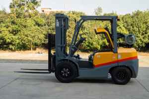 รถยกเครื่องยนต์แก๊สแบบสันดาปภายใน ขายดี ใช้พลังงาน LPG ได้รับการรับรองมาตรฐาน CE คุณภาพสูง - Product Image 6