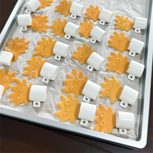 Portatelefono che abbatte il tè al latte e caffè che ribalta lo scherzo della tazza per bevande cucchiaio di sostegno artigianale decorazione creativa del Desktop - Product Image 6