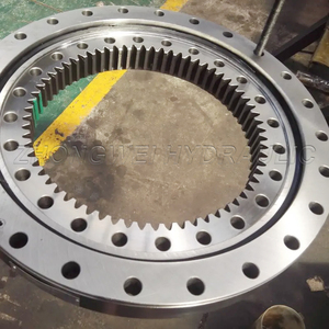 EX120 EX200-5 ZX70 ZX120 <b>Swing</b> <b>Circle</b> Assy for Excavator Slewing Bearing EX120 EX200-5 ZX70 ZX120 <b>Swing</b> <b>Circle</b> Assy - Product Image 1