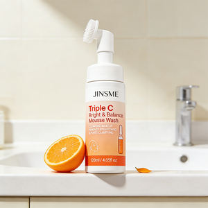 Crema Limpiadora Facial con Vitamina C y Niacinamida OEM/ODM, 120 ml, Suave, Antioxidante, Exfoliante, Hidratante, para Uso Diario - Product Image 1