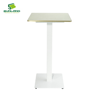 Table de bar moderne et contemporaine d'extérieur, imperméable, sans bois, base carrée en métal blanc, montage facile, ensemble pour hôtel, patio et terrasse de jardin