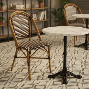 Mobili da Ristorante Bistrot e Café Francese all'Ingrosso con <span class=keywords><strong>Tavolo</strong></span> e Sedie in <span class=keywords><strong>Rattan</strong></span> PE e Telaio in Alluminio Effetto Bambù per Esterni, Patio e Giardino - Product Image 1