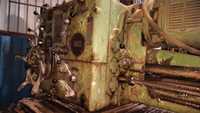 Machine à percer et à fraiser de type table robuste, adaptée aux ateliers d'outillage, aux centrales électriques et aux unités de fabrication de machines lourdes