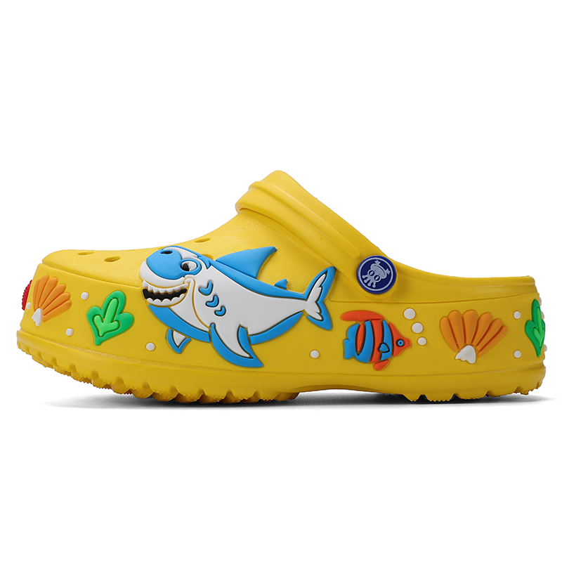 2021 New Style Soft EVA Material Manufacturer Custom Garden Shoes For Kids