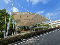 Toit de terrain de basket-ball en membrane tendue avec structure en acier sur mesure
