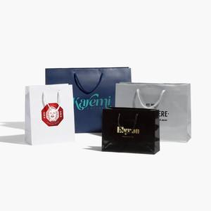 Sacs-cadeaux Eurotote laminés de qualité supérieure Sacs en papier mat et brillant avec poignées en papier torsadé pour bijoux - Product Image 2