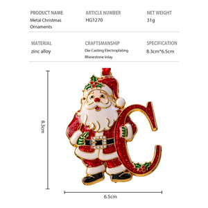 Pendentif <span class=keywords><strong>de</strong></span> Noël en alliage <span class=keywords><strong>de</strong></span> zinc, motif Père Noël, lettre C, émail rouge, strass scintillants, boucle, gants blancs, houx - Product Image 2