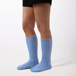 <span class=keywords><strong>Chaussettes</strong></span> <span class=keywords><strong>pour</strong></span> diabétiques antidérapantes, <span class=keywords><strong>chaussettes</strong></span> colorées <span class=keywords><strong>pour</strong></span> diabétiques avec un ajustement ample sans compression, <span class=keywords><strong>pour</strong></span> lymfoœdème, neuropathie, pieds enflés - Product Image 5