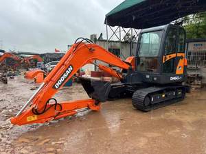 รถขุดขนาดเล็ก Doosan DH60-7 มือสอง 6 ตัน เครื่องยนต์เงียบ พร้อมห้องโดยสาร ริปเปอร์ ขายดี - Product Image 4