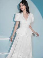 Ensemble haut à manches bouffantes et col en V A12742 et mini-jupe évasée, tenue de bureau ou de rendez-vous pour femmes