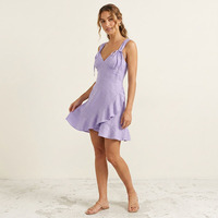 Robe Courte Lavande Personnalisée OEM pour Femme, Col Cœur, Bretelles Fines, Ourlet Volanté, Imprimé Floral, Dos Nu, Idéale pour Soirées Estivales