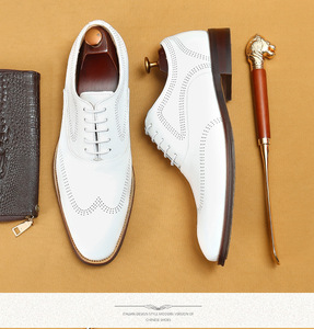 S1008X scarpe da uomo Brogue intagliate in stile bianco Business formale in vera pelle - Product Image 2