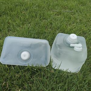 Bon marché Prix 20L seau en plastique Cubitainer bon joint sans fuite jerrycan pliable <span class=keywords><strong>avec</strong></span> trous <span class=keywords><strong>robinet</strong></span> sans poignée dans la boîte - Product Image 6