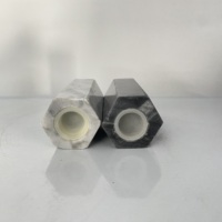 Ensemble d'outils d'herbes et d'épices en marbre blanc naturel Pots d'épices carrés et hexagonaux uniques Ensemble de rangement d'assaisonnement au poivre épicé
