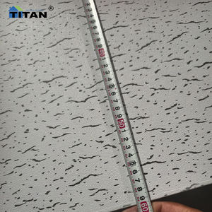 Panneaux de <span class=keywords><strong>plafond</strong></span> suspendus en PVC décoratifs de <span class=keywords><strong>60</strong></span> cm, résistants au feu, <span class=keywords><strong>faux</strong></span> plafonds en plastique, carreaux de <span class=keywords><strong>plafond</strong></span> en plâtre décoratifs pour l'intérieur - Product Image 5