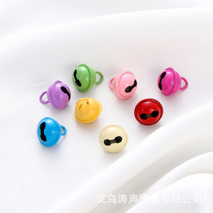 เครื่องประดับรูประฆังสีลูกกวาด ขนาด 14 มม. ทำจากโลหะ สำหรับงาน DIY เครื่องประดับตกแต่ง พวงกุญแจคริสต์มาส จี้ห้อยสไตล์การ์ตูน ผลิตที่เมืองอี้หวู่ - Product Image 3