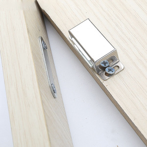 Resonance - Retén Magnético para Puerta de Armario/Guardarropa, Marrón, Grande, CT-01, Montaje en Pared, Manual, Plástico - Product Image 1
