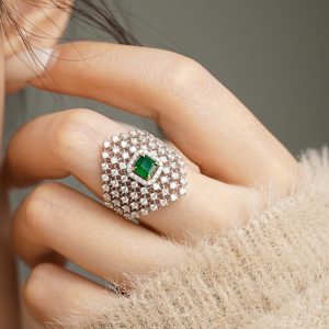 อาซูโอ 18K ทองคำแท้สีเหลืองเพชรแท้ธรรมชาติมรกตมรกตคัทแหวนแต่งงานหรูหราของขวัญสุภาพสตรีงานเลี้ยงปาร์ตี้ Au750 - Product Image 5