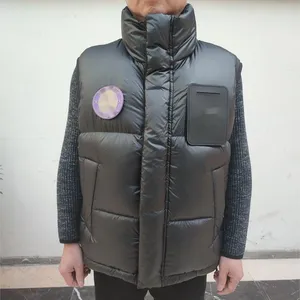 2023 all'ingrosso nuovo design uomo imbottito gilet a bolle gilet Logo personalizzato gilet imbottiti gilet invernali