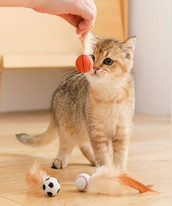 Giocattolo per Gatti in TPR Ecologico a Forma di Piuma Design Cartoonesco Allevia lo Stress - Product Image 2